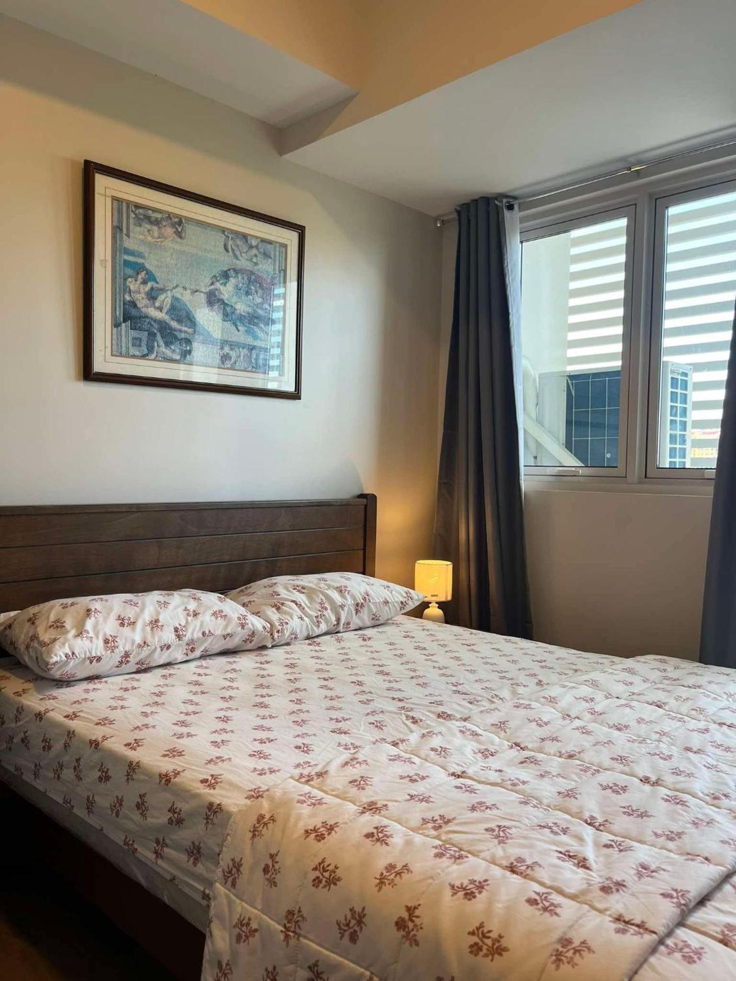 Park Mckinley West Unit 9y Tower B Apartment Manila