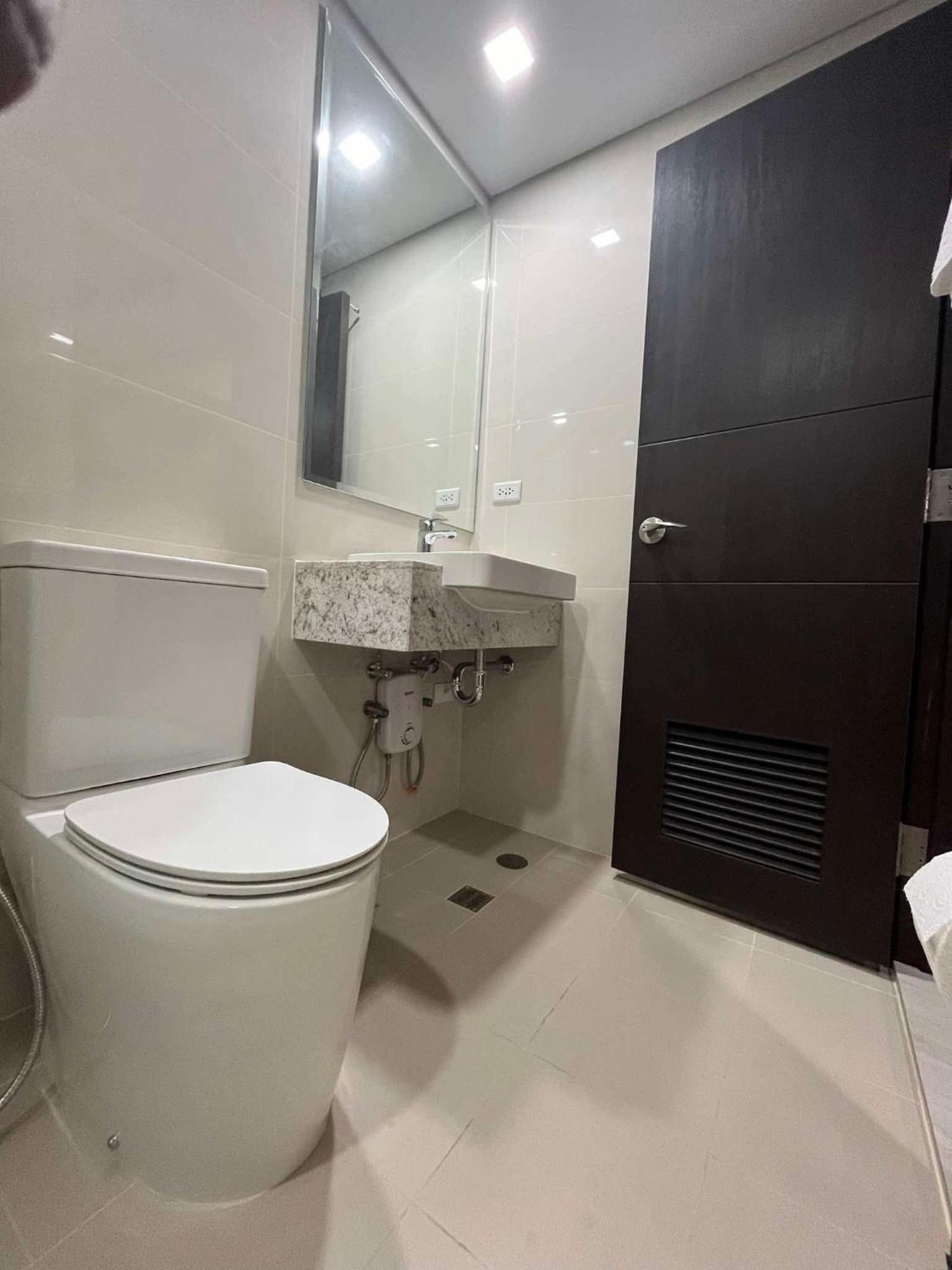 Apartment Park Mckinley West Unit 9y Tower B